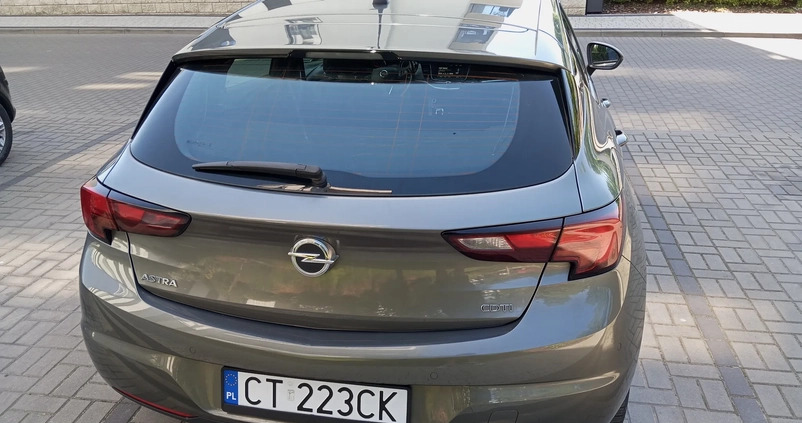 Opel Astra cena 42500 przebieg: 158000, rok produkcji 2018 z Toruń małe 29